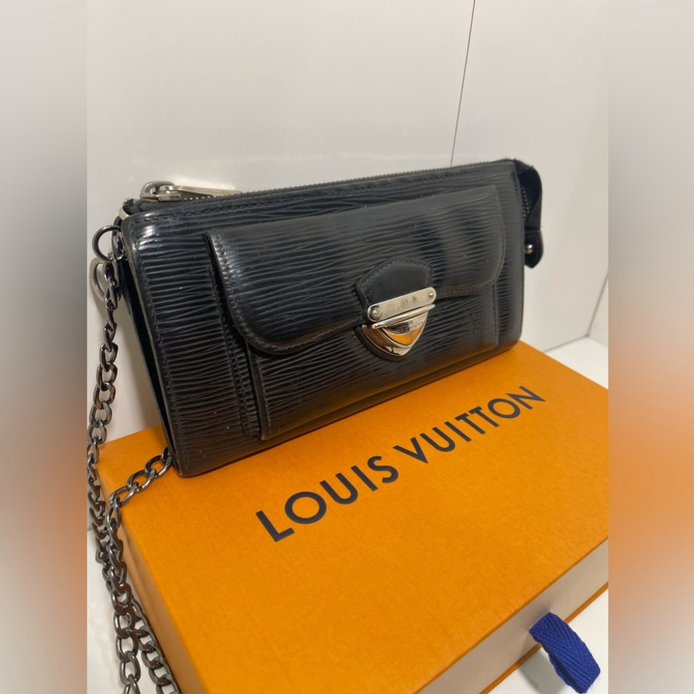 Louis Vuitton Epi Leather Astrid Wallet - Picture 4 of 8